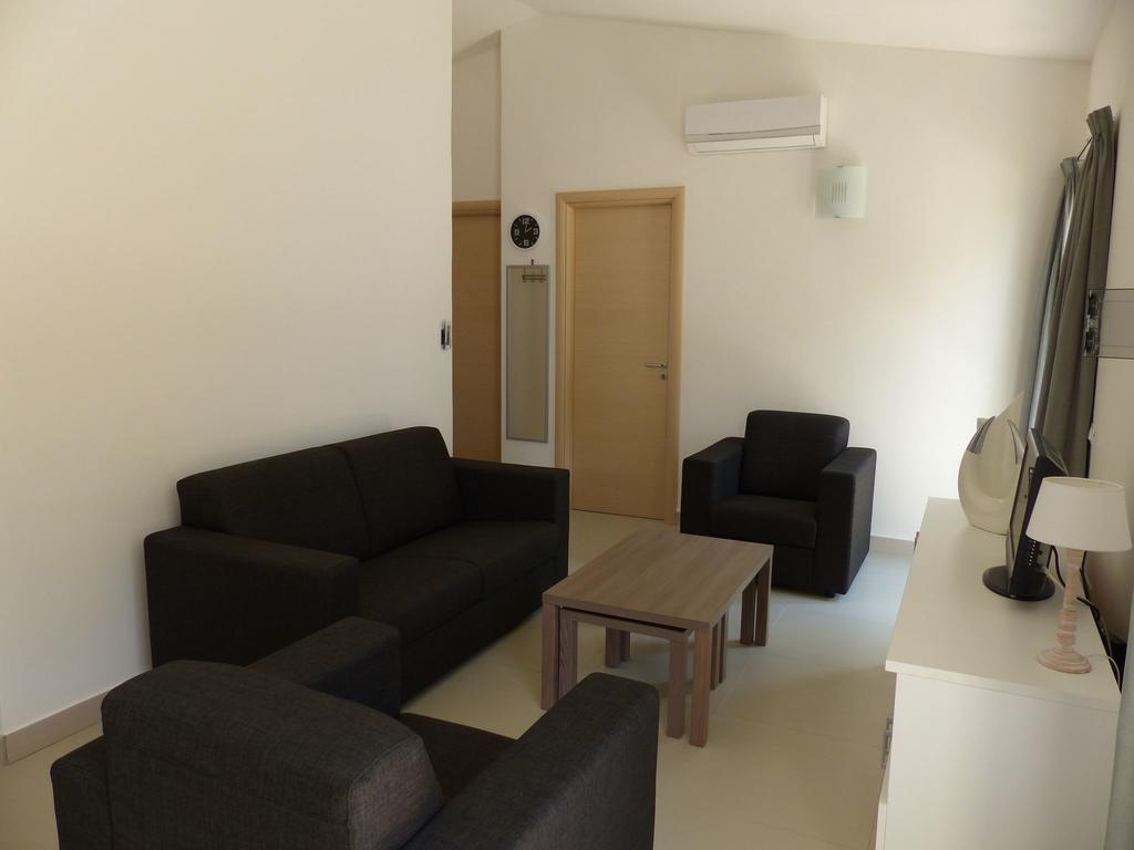 Chic Apartment In Parghelia Italy Buitenkant foto
